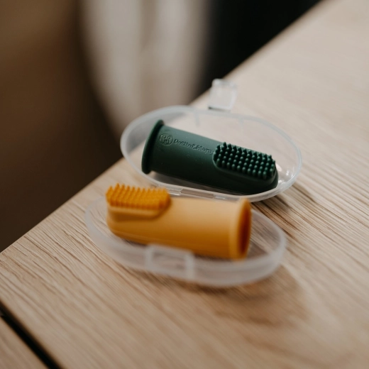 Praktyczne etui do higienicznego podróżowania