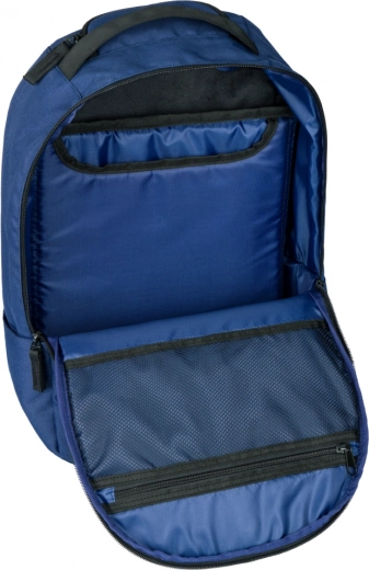 Praktyczny układ i kieszeń na laptopa 15"