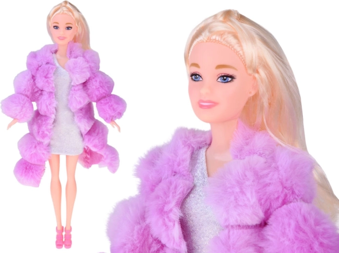 Stylowa lalka jako kierowca