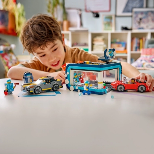 Minifigurki i akcesoria do historii z LEGO City