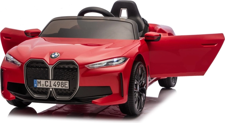 Otwierane drzwi i realistyczne detale