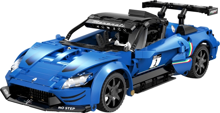 Realistyczny model MASERATI GT2 w skali 1:14