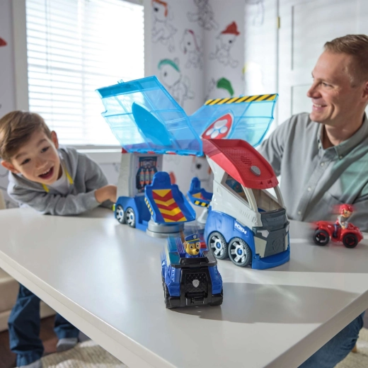 Otwierany patrolowiec i mobilna baza