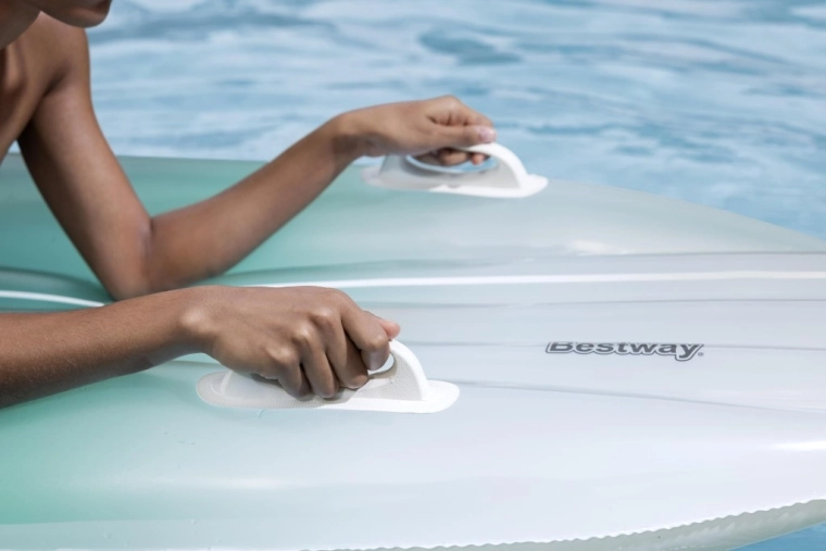 Pewny chwyt i kontrola na wodzie