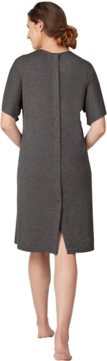 Pełne zakrycie pleców i łatwy dostęp dla personelu