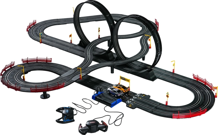 Podwójne loopingi i techniczny tor