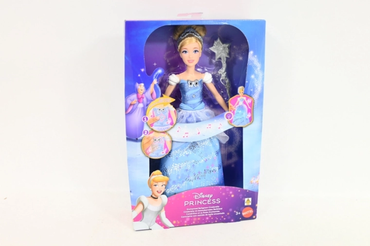 Lalka Disney Princess Kopciuszek z magicznymi światłami i dźwiękami