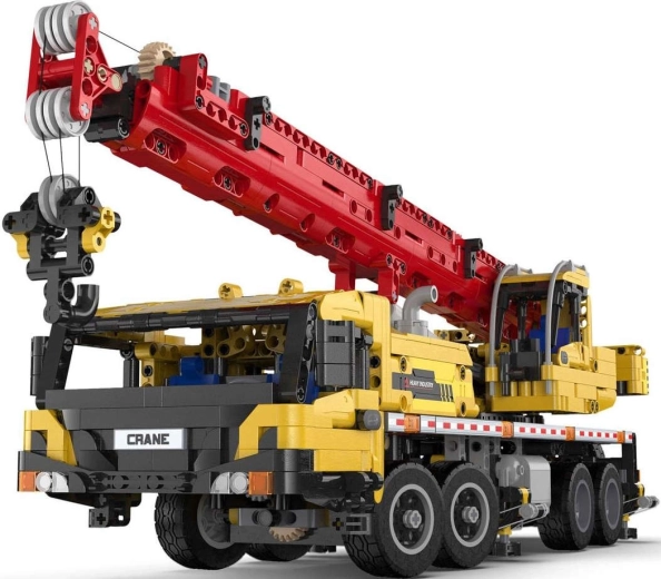 Teleskopowe ramię z wciągarką i hakiem