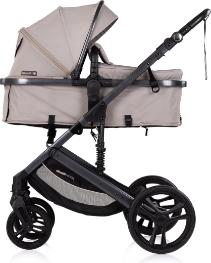 Wersja gondoli i spacerówki w jednym