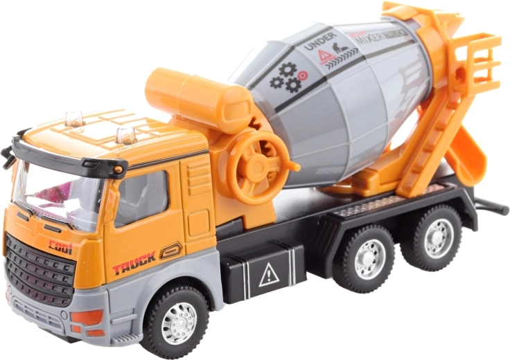 Realistyczny obrotowy bęben