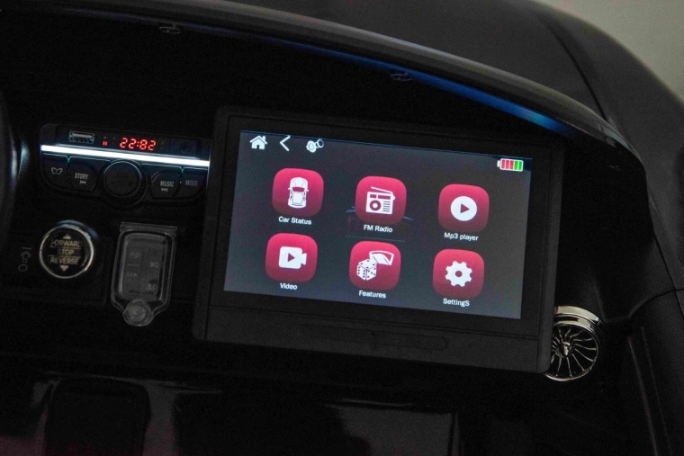 Multimedia: MP3, USB, Bluetooth i FM