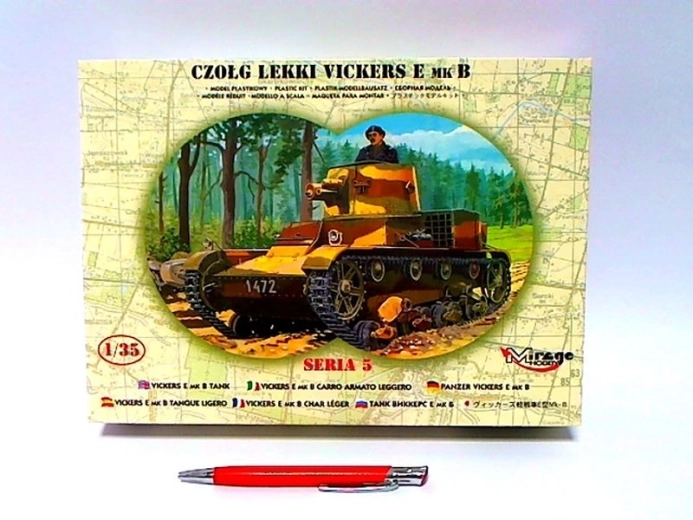Mirage Hobby plastikowy model czołgu Vickers E MKB S05