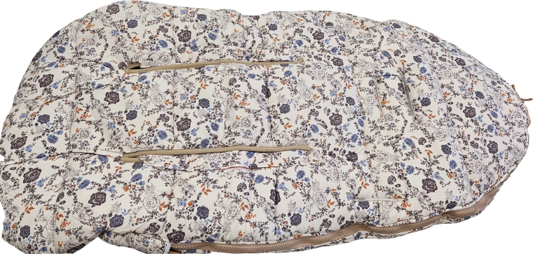 Kompatybilny z większością wózków