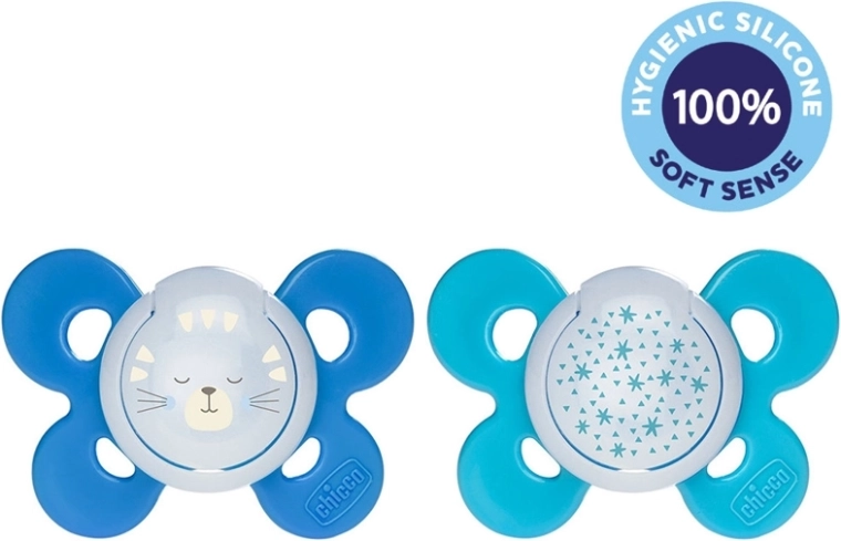 Chicco Physio Comfort silikonowy smoczek nocny dla chłopców 16–36 miesięcy kot i gwiazdki 2 szt.
