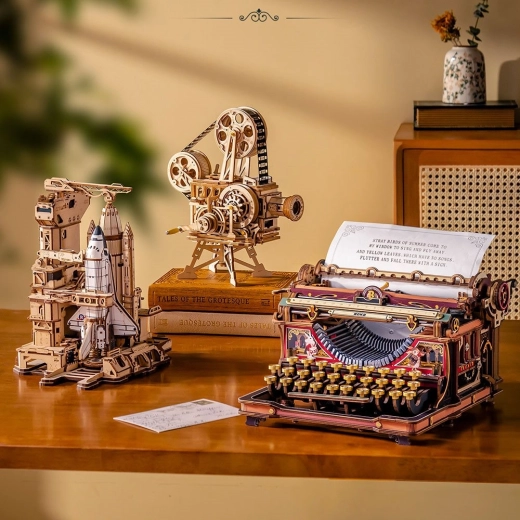 Wyrazisty „magic” design z teatralnymi detalami