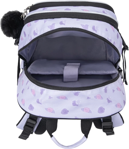 Przemyślany układ i kieszeń na laptopa