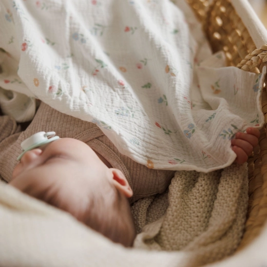 Przewiewne i lekkie – idealne w domu i w podróży