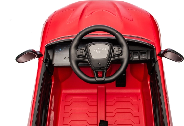 Przemyślane wnętrze z kierownicą