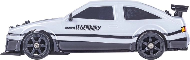 Napęd 4x4 i driftowe opony do kontrolowanego poślizgu