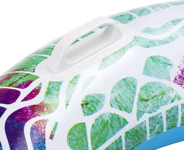 Solidne uchwyty dla pewności na wodzie