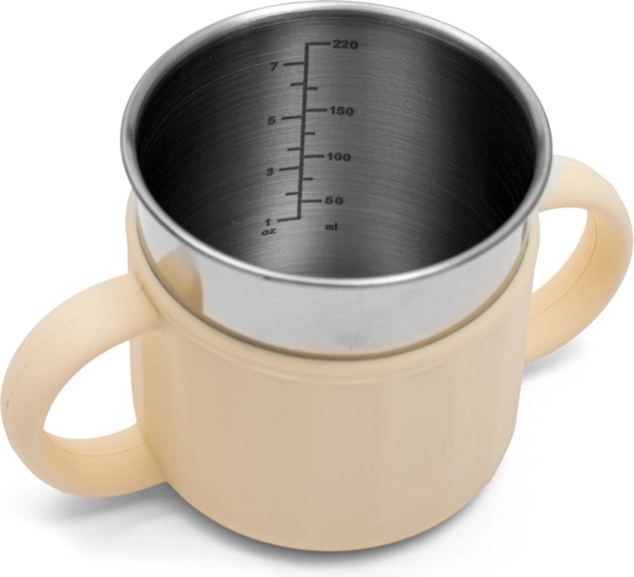 Łatwe trzymanie i porcja do 220 ml