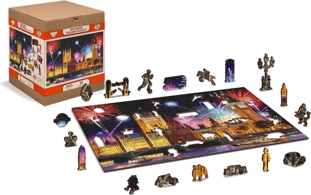 Drewniane puzzle Londyn nocą z fajerwerkami