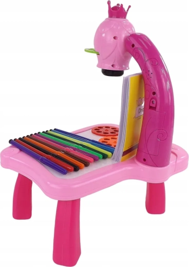 Stabilny różowy stolik z akcesoriami