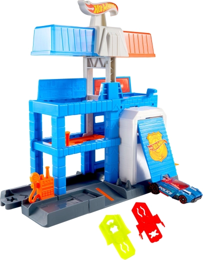 Trzy poziomy pełne akcji i szybkich zjazdów