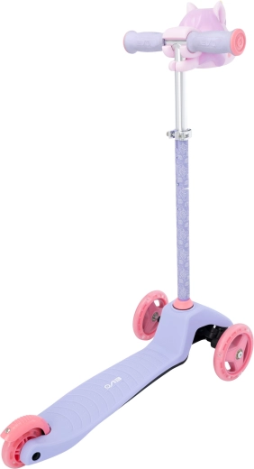 Regulowana kierownica i wygodne chwyty TPR