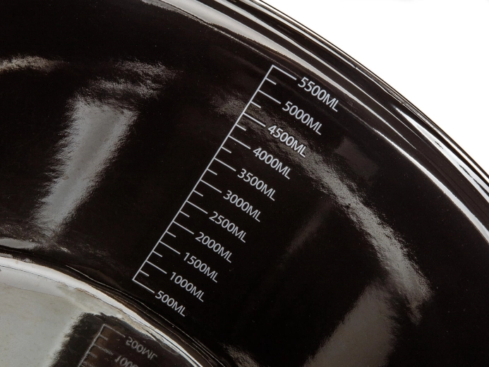 Wewnętrzna miarka dla precyzyjnego dozowania