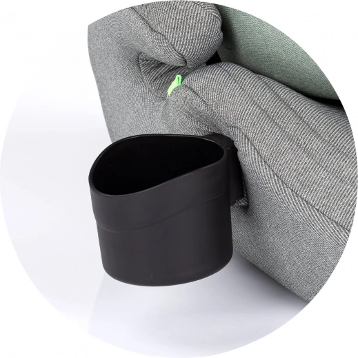 Praktyczny uchwyt na napój