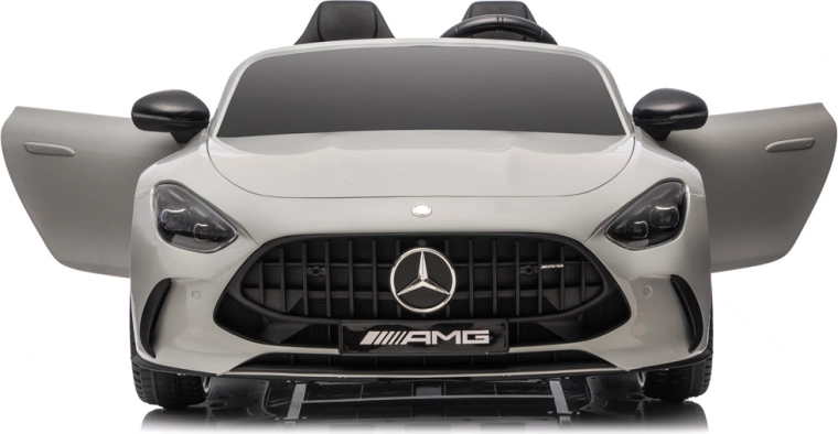 Otwierane drzwi i autentyczny design AMG