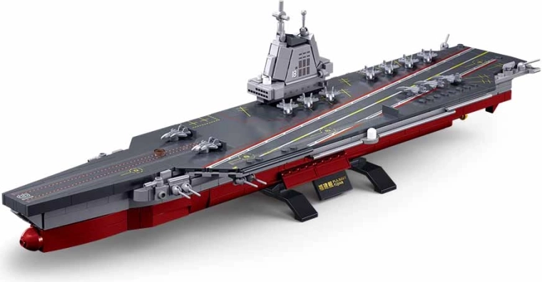 Duży model o długości 46,5 cm