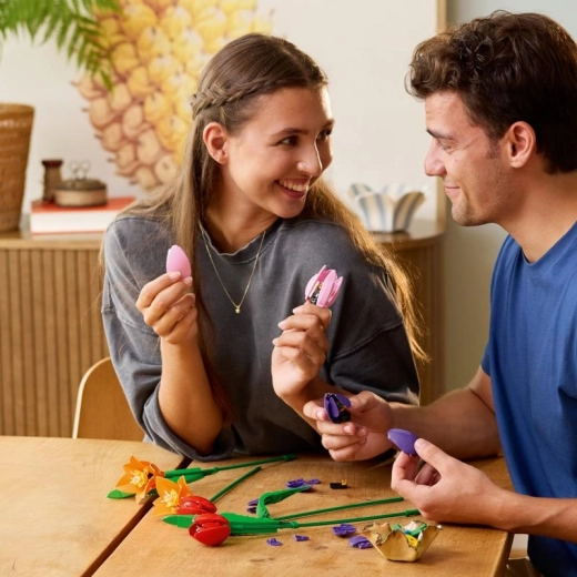 Regulowane łodygi dla łatwego aranżowania