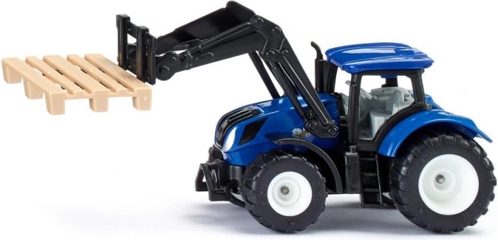 Traktor New Holland z widłami i paletami