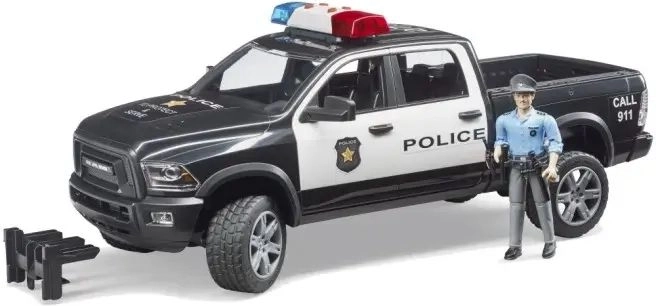 Policjant z pełnym wyposażeniem