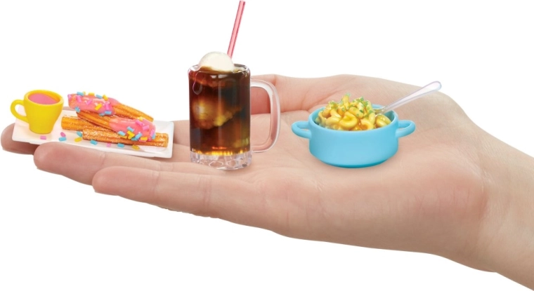 Hyperrealistyczne detale i mini akcesoria