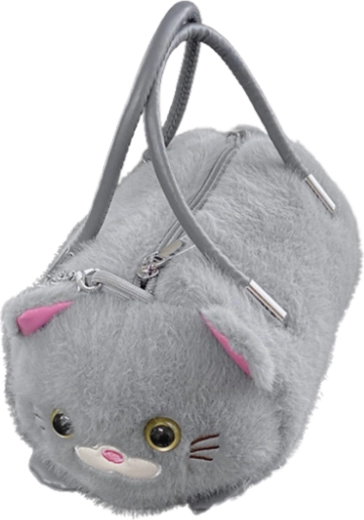 Miękki plusz i urocze kocie detale