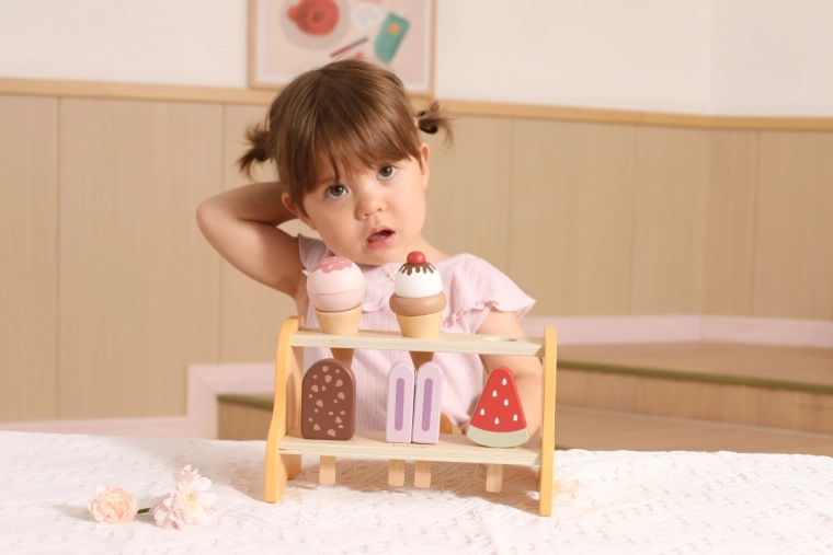 Kreatywna zabawa w sklep dla małych kucharzy