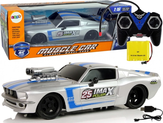 Samochód sportowy R/C 1:16 Silver Pilot Blue Stripes