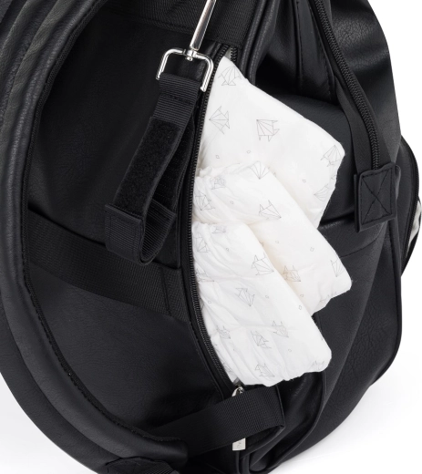 Szybki dostęp i termo kieszenie na butelki