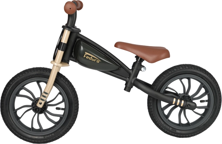 Motocyklowy wygląd, który dzieci uwielbiają