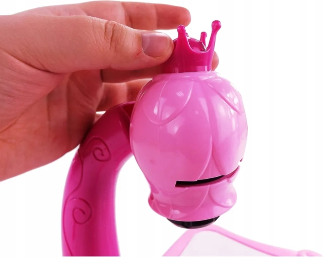 Regulowana ostrość i ruchoma głowica projektora