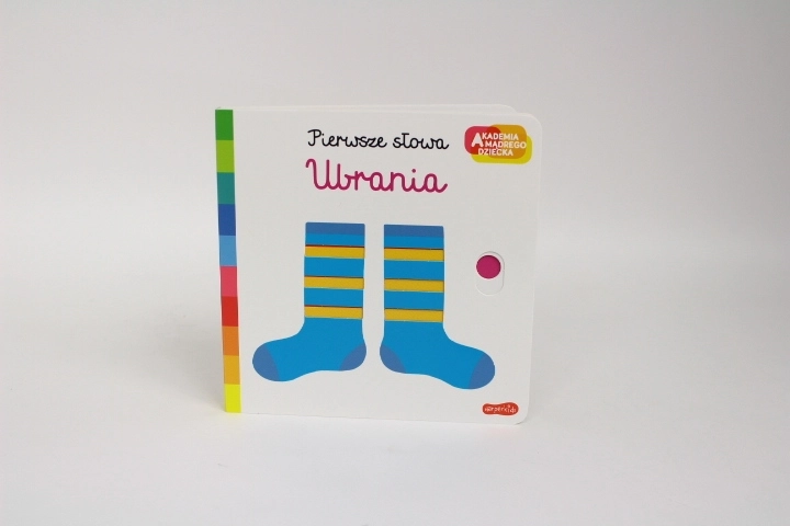 Akademia Pierwsze słowa Ubrania