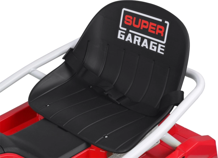 Bezpieczna zabawa dzięki solidnej ramie i pasowi