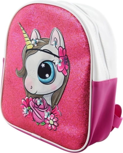 Pojemna główna komora na zamek