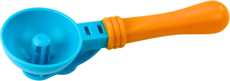 Funkcjonalna łyżka do łatwego formowania kulek