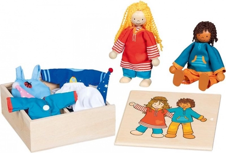 Goki laleczki Fynja i Fabio z ubrankami w drewnianym pudełku