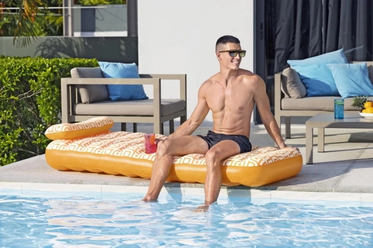 Zintegrowana poduszka dla maksymalnego komfortu