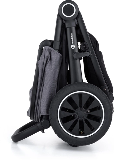 Łatwe składanie i kompaktowe wymiary